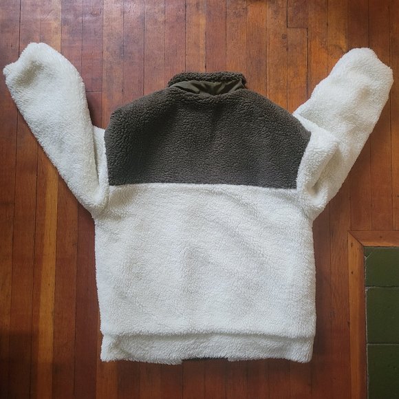 Cider Contrast Teddy Coat - size Small - Picture 3 of 5